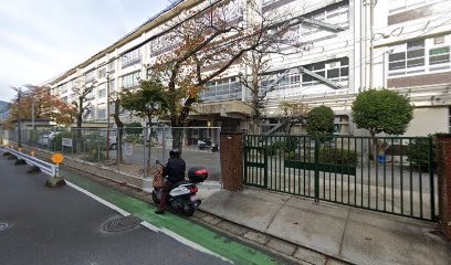 福岡市立西花畑小学校